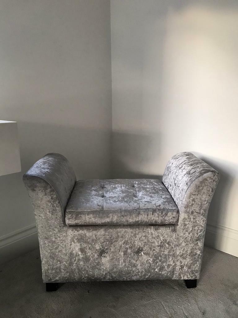 Crushed velvet silver chaise with storage new in Bradwell, Norfolk