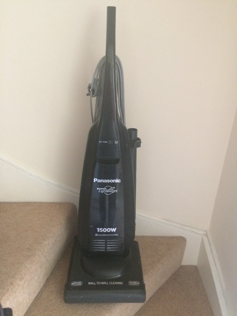 **BARGAIN* Panasonic MCE464 1500W Upright Vacuum Cleaner in