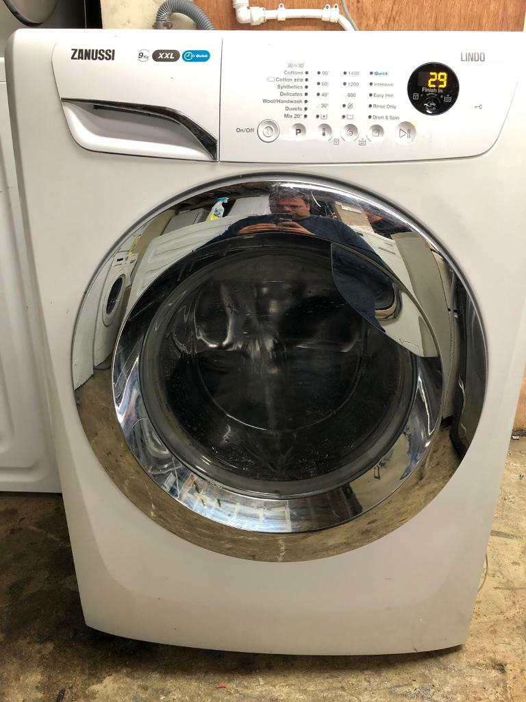 ZANUSSI 9KG WASHING MACHINE EXCELLENT CONDITION FREE LOCAL DELIVERY AND