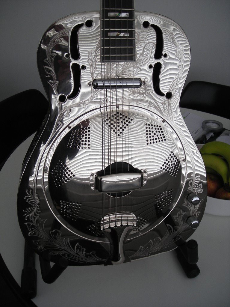 SUPRO ENGRAVED RESONATOR GUITARMANCHESTER in Astley, Manchester
