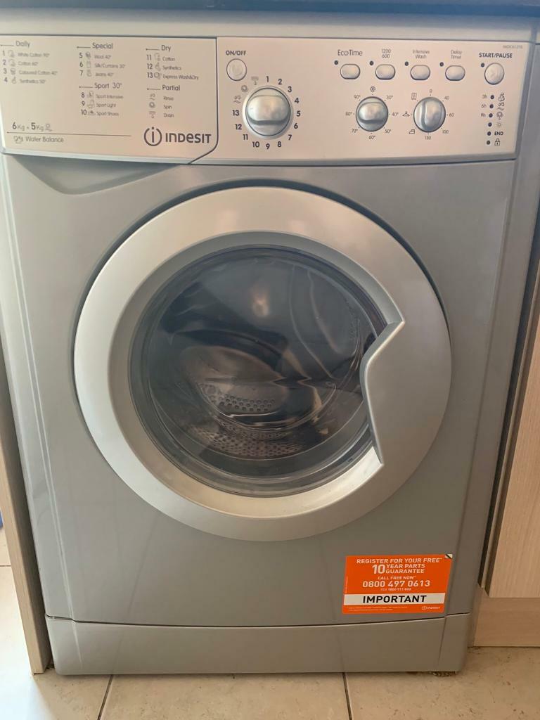 Indesit Washer Dryer Silver (like new) in Whiston, Merseyside Gumtree