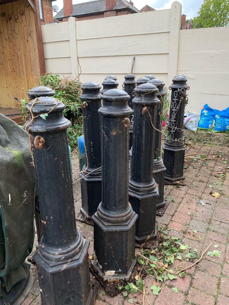 16 cast iron pillars (open to offers) in Nottingham, Nottinghamshire