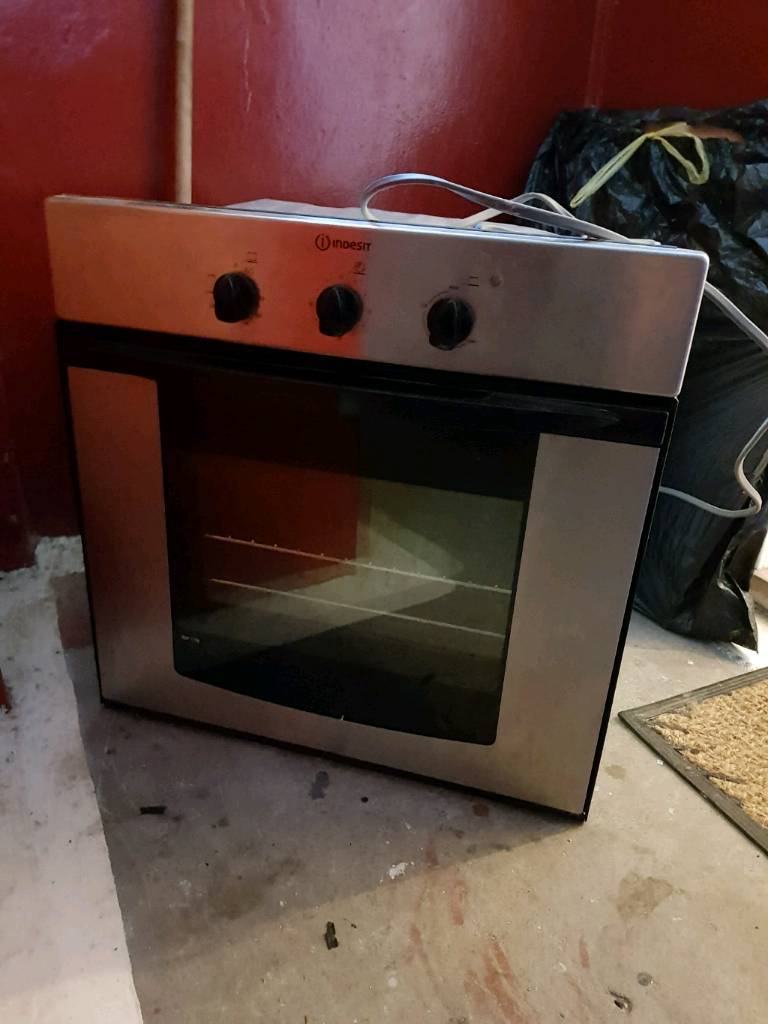 Indesit Built in Oven Spares/Repairs/Scrap in Dennistoun, Glasgow