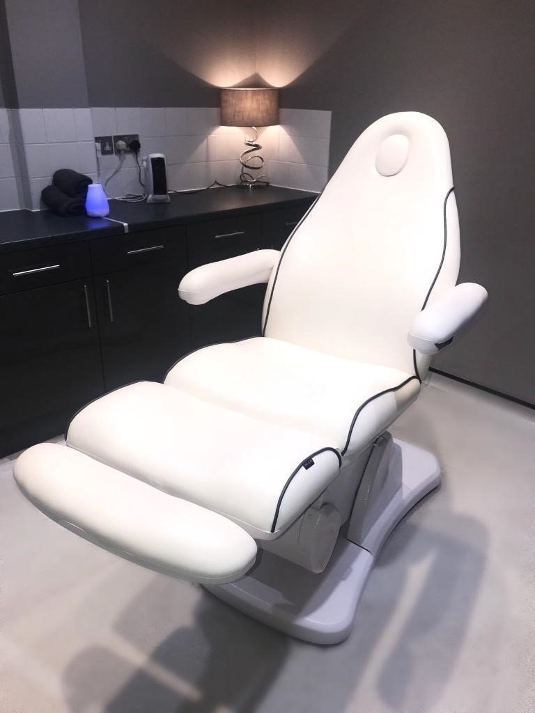 REM Electric Treatment Bed (Beauty Couch) (x2) in Cambridge