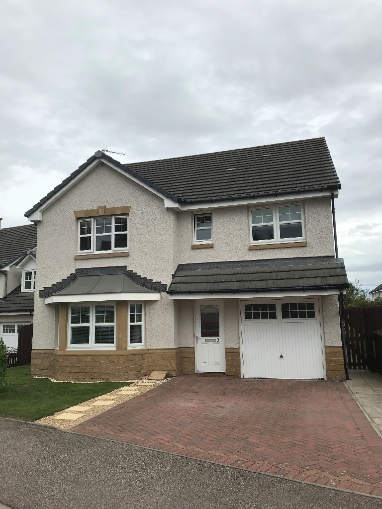 Stunning 4 Bedroom Detached House in much sought after part of West End