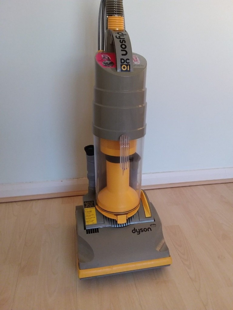 DYSON DC01 BAGLESS VACUUM CLEANER Used in Leatherhead, Surrey Gumtree