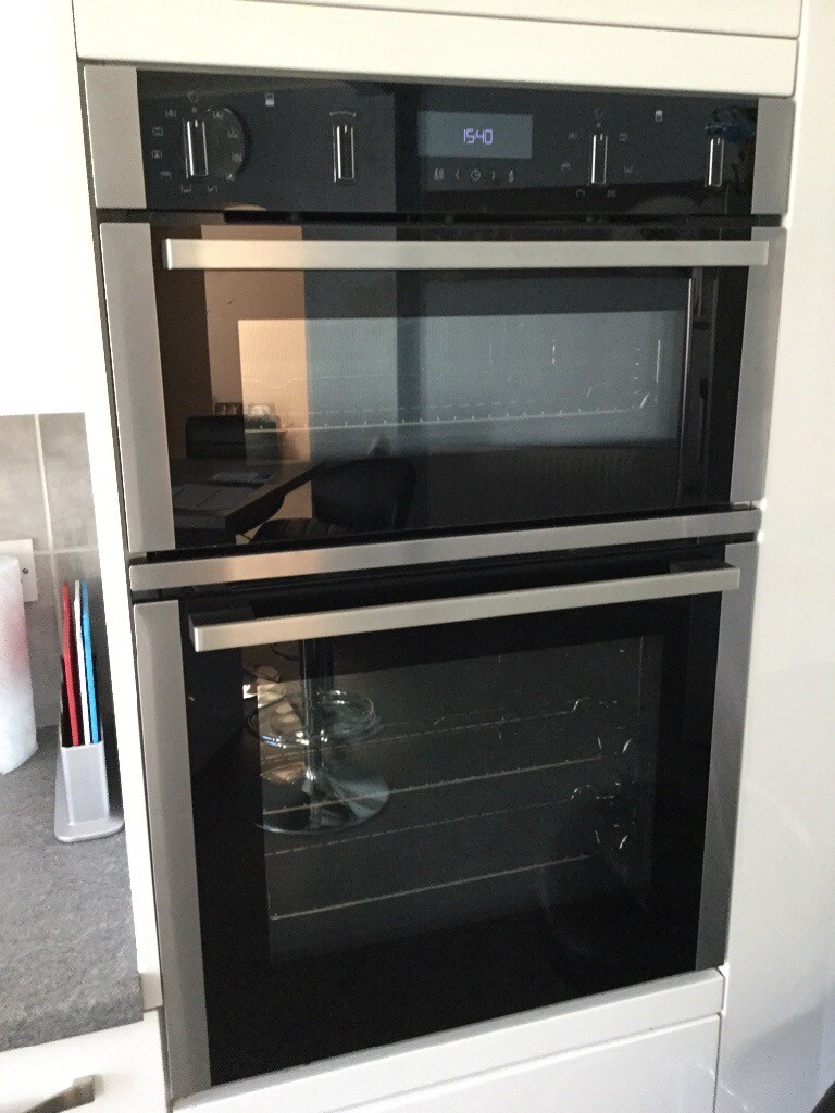 NEFF U2ACM7HN0B Pyrolitic Self Cleaning BuiltIn Double Oven, Stainless
