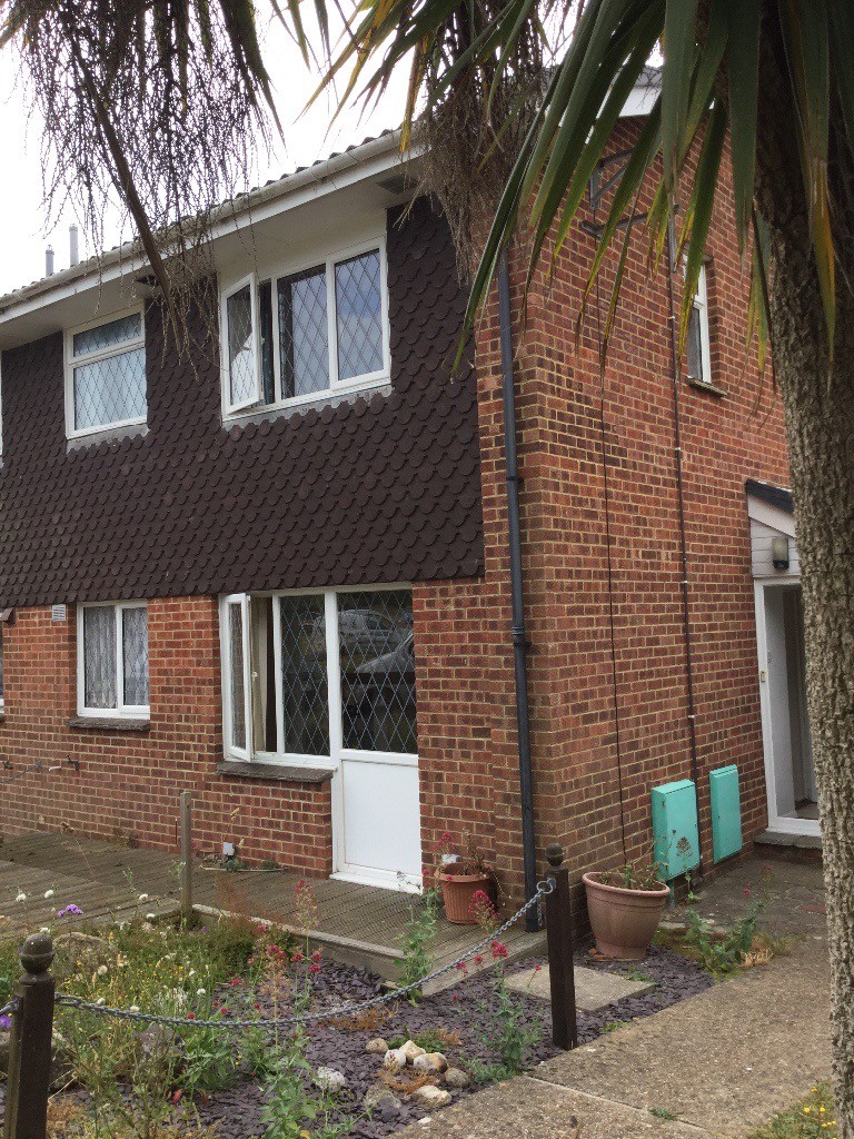 1 Bedroom House To Rent inTotland Bay, Isle Of Wight, PO39 in Totland