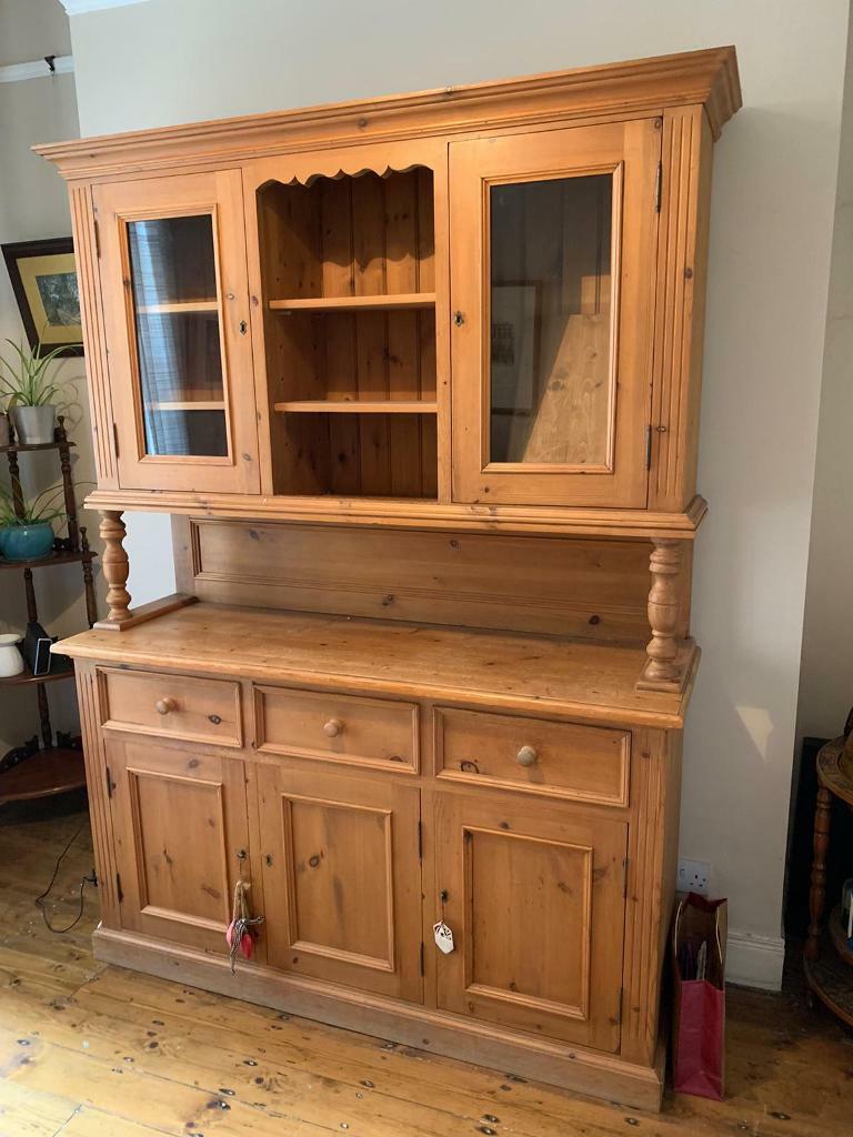 Fabulous Welsh Dresser Sideboard Dresser in Ormeau Road