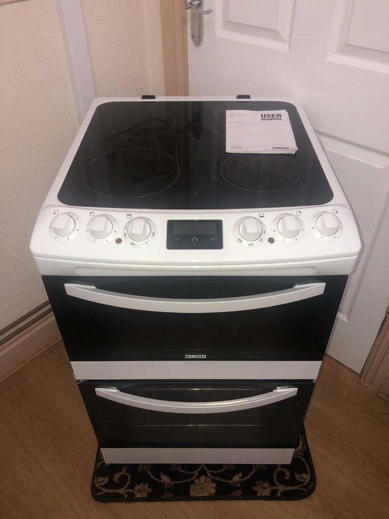 Zanussi Pristine White 55cm Electric Cooker in Oldham, Manchester