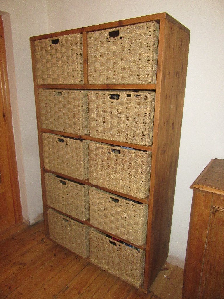Lovely Wooden Storage Unit with Wicker Baskets. in Portslade, East