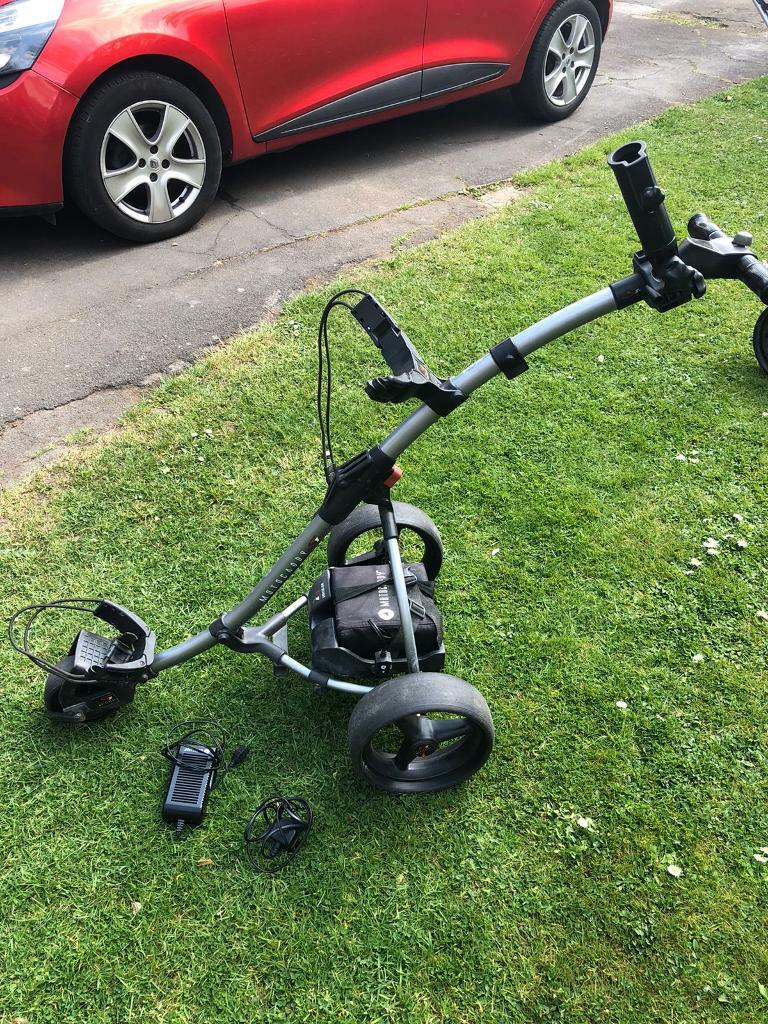 Motocaddy S1 Electric Golf Trolley, Umbrella Holder, 18 Hole Battery