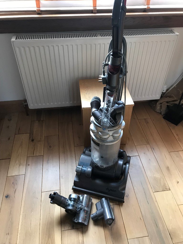 Dyson Hoover animal DC14 Very Good condition in Dundee Gumtree