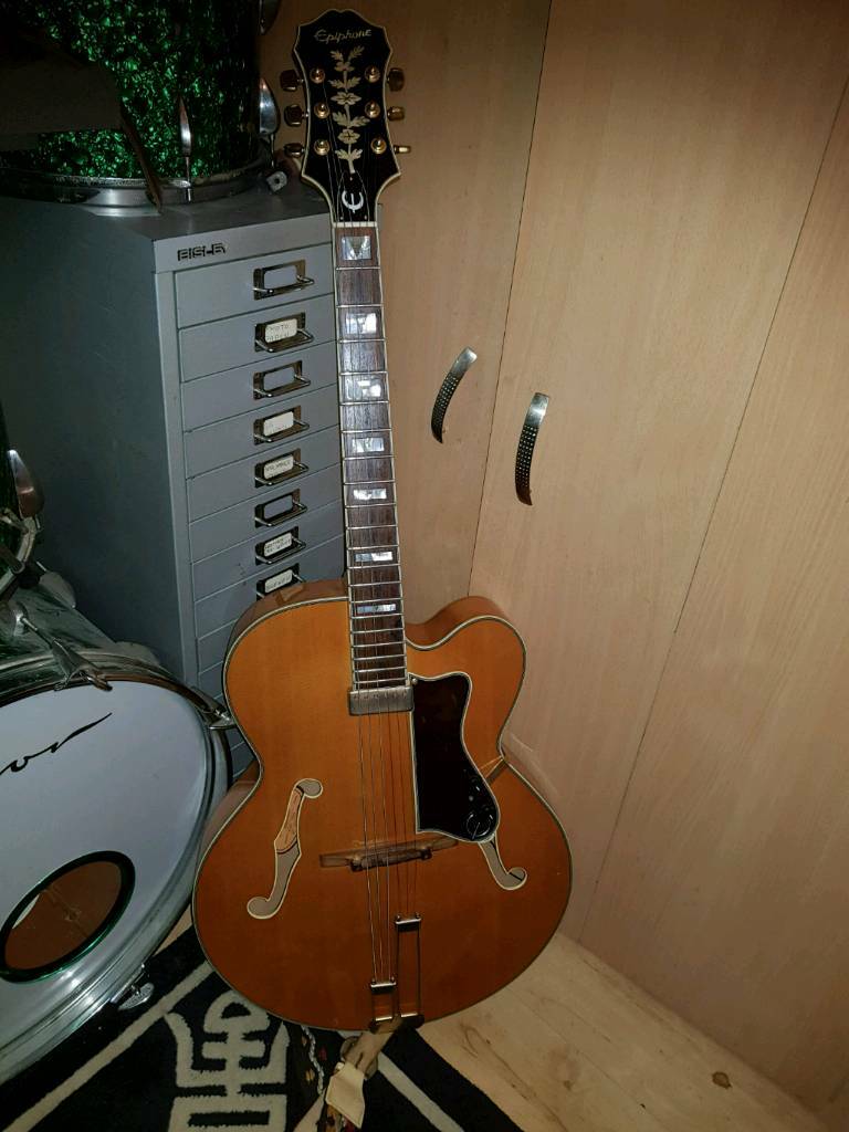 Epiphone emperor regent archtop jazz guitar in Erdington, West