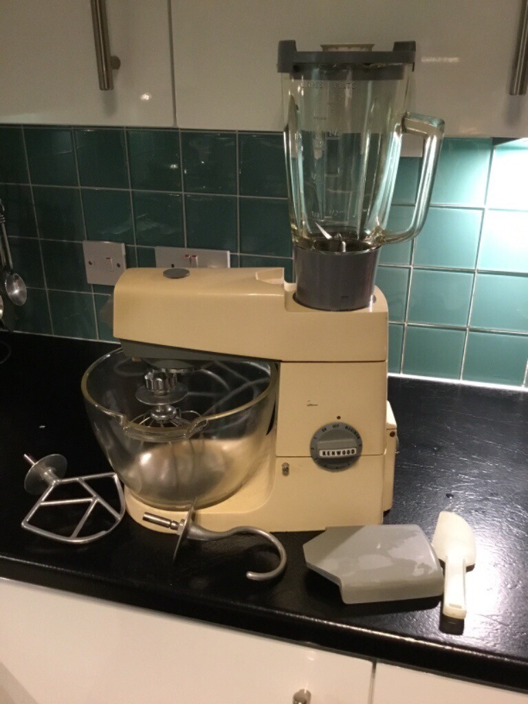 Kenwood Chef food mixer with Liquidiser, dough hook, whisk and K beater