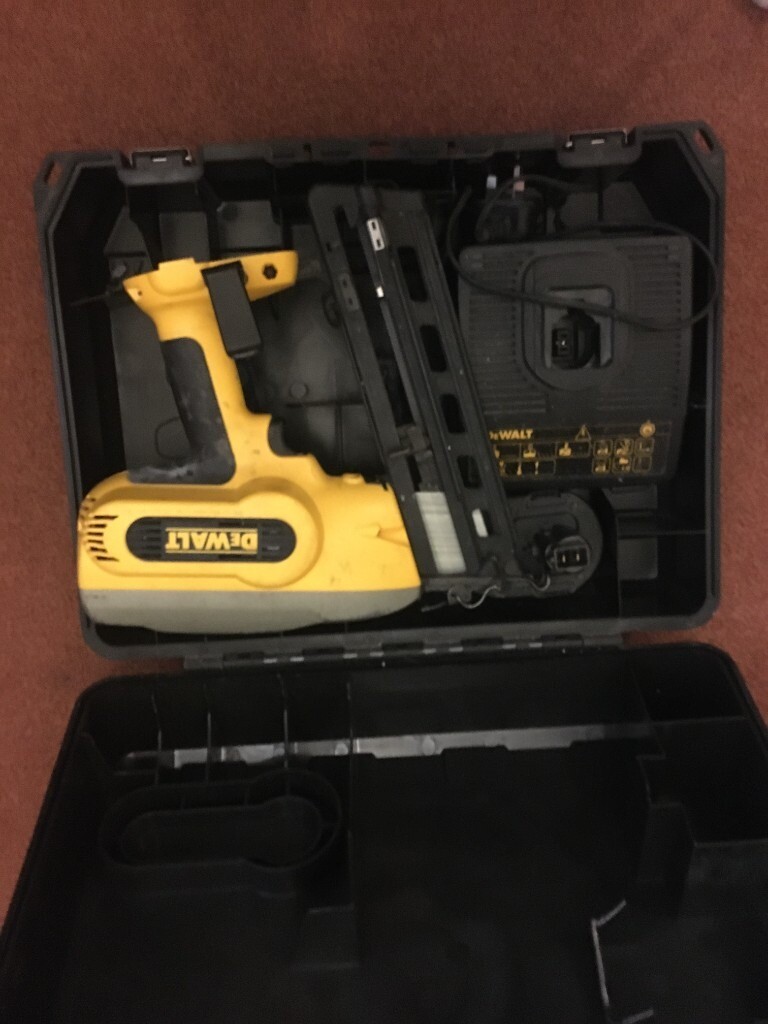 dewalt nail gun DC610 in Purfleet, Essex Gumtree