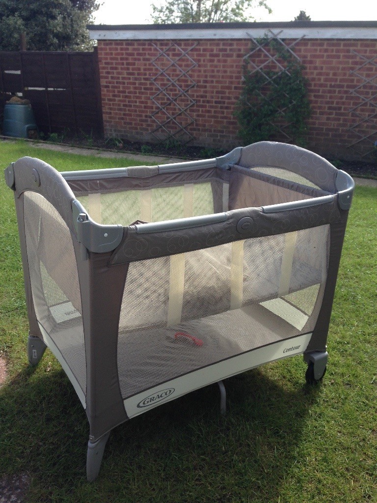 Graco travel cot in Bournemouth, Dorset Gumtree