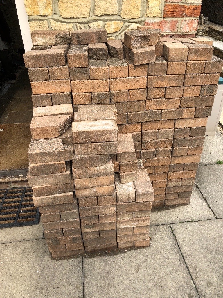 Red block paving bricks in Bedford, Bedfordshire Gumtree