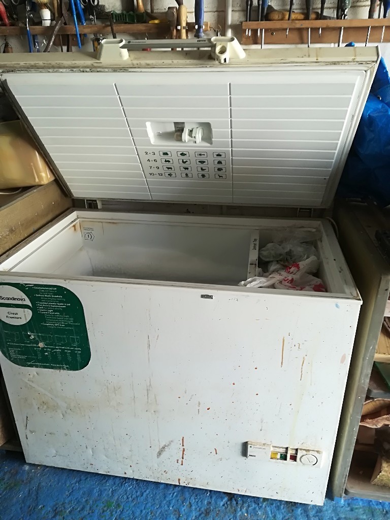 Large Chest Freezer Scandinova CF105C with quick freeze (from garage