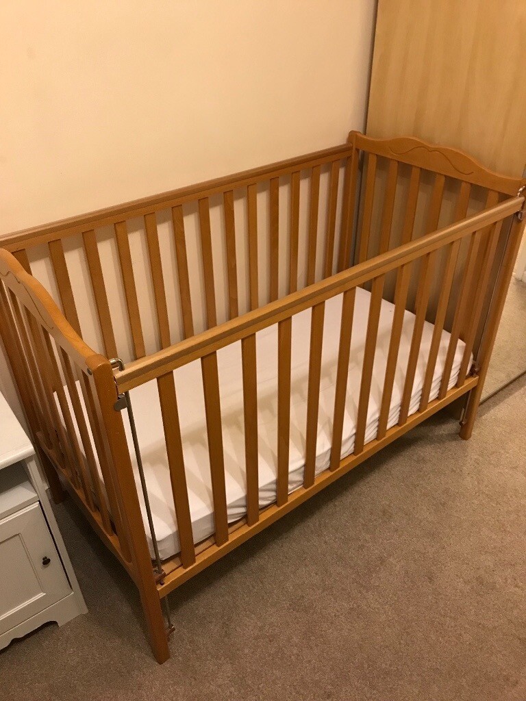 Cot, includes matresss in Newcastle, Tyne and Wear Gumtree