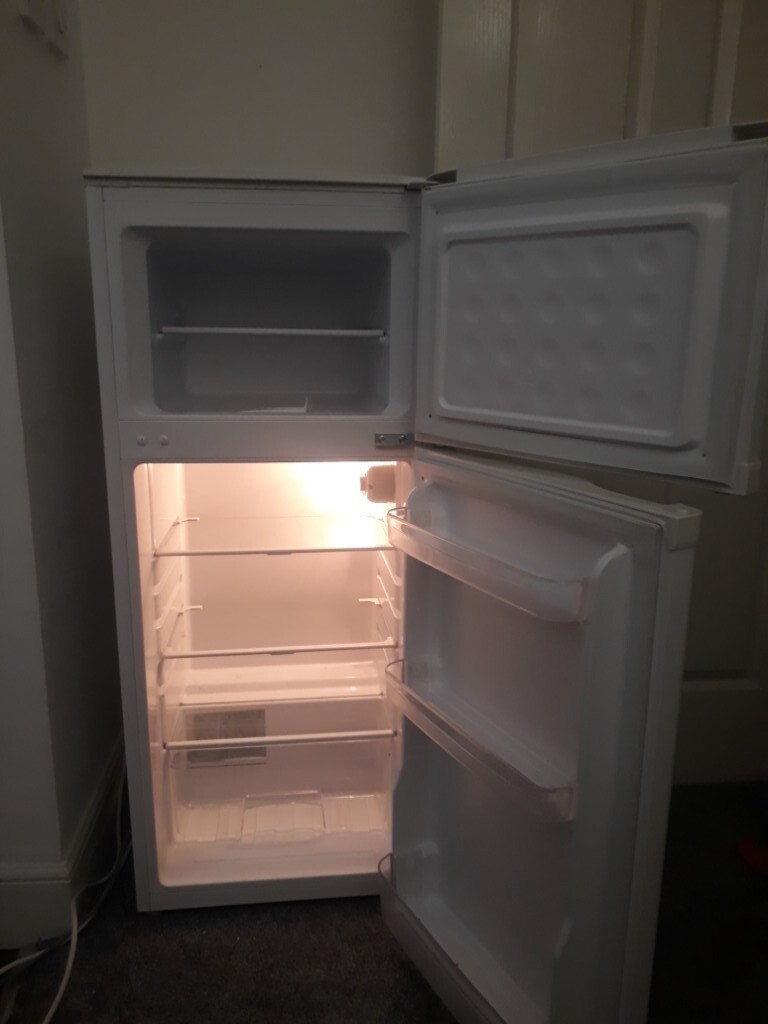 Currys essential fridge freezer compact small in West End, Glasgow