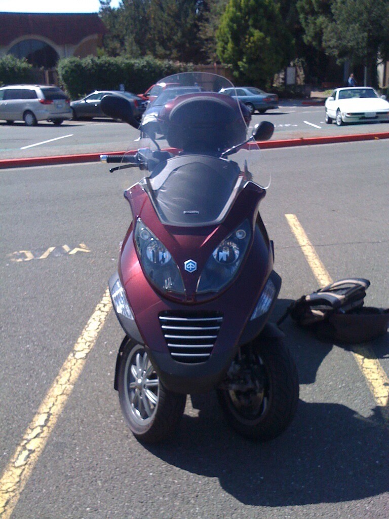 2007 Piaggio MP3 250cc Maroon Motorscooter