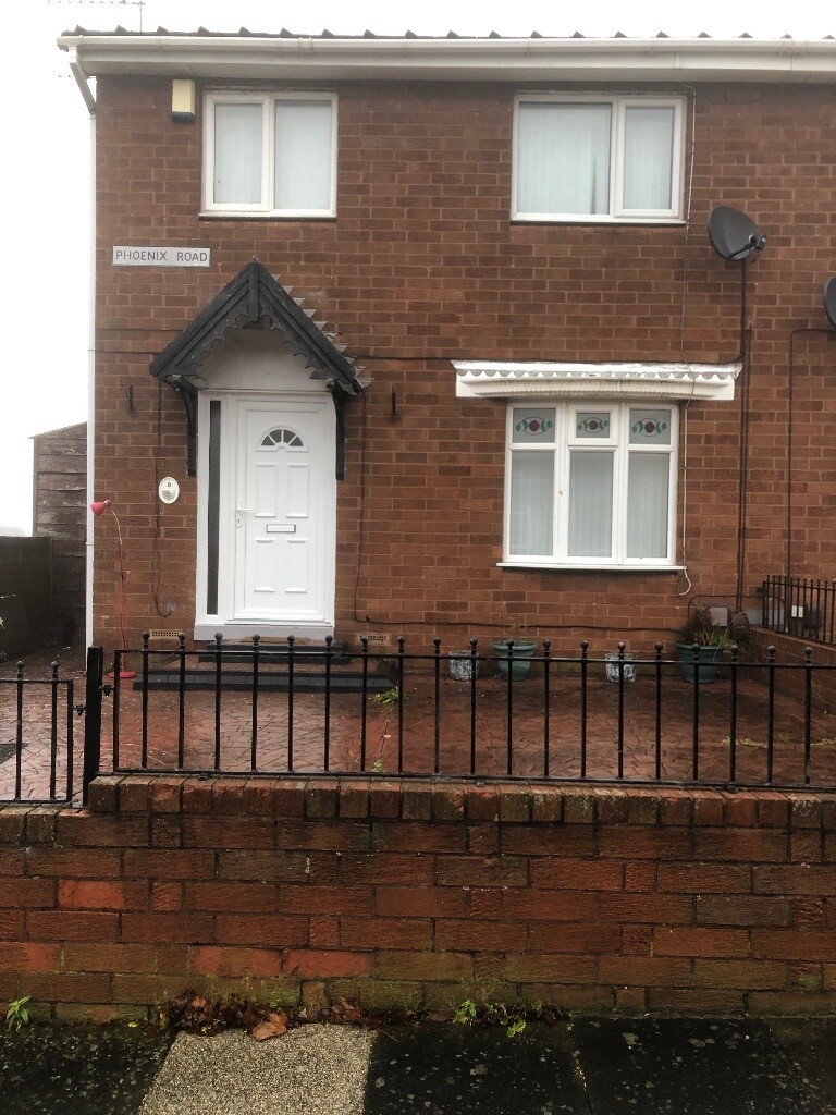 3 bed semi detached house for rent pennywell area in Sunderland, Tyne