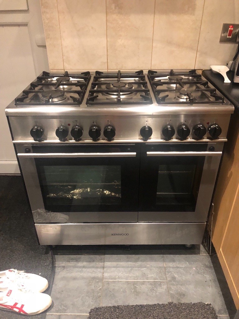 Kenwood Range Cooker. 5 burner gas hob, with 2 ovens and 2 grills