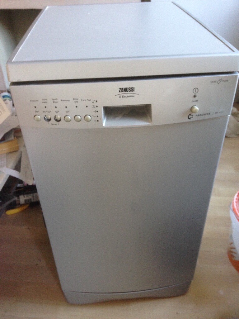 Zanussi Dishwasher 450mm Wide Model ZSF 4123 in Putney, London Gumtree