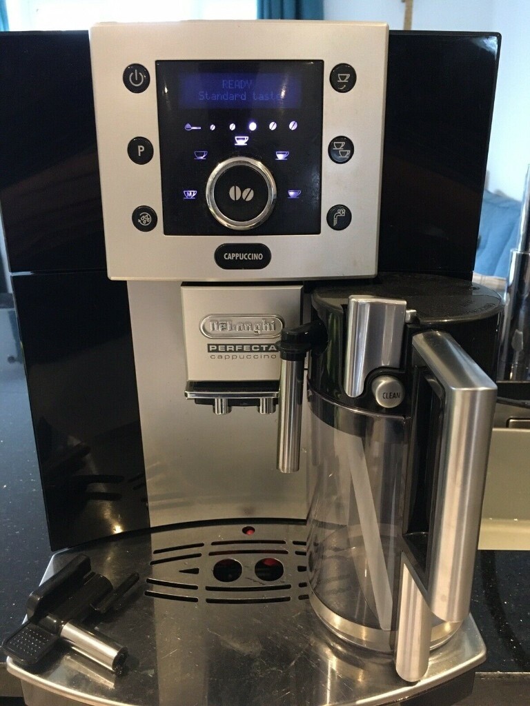 Delonghi PERFECTA ESAM 5500 Bean to Cup Espresso Cappuccino Coffee