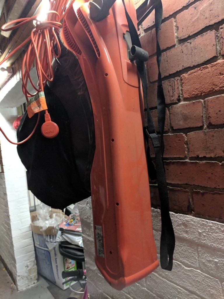 flymo 2700 garden vac