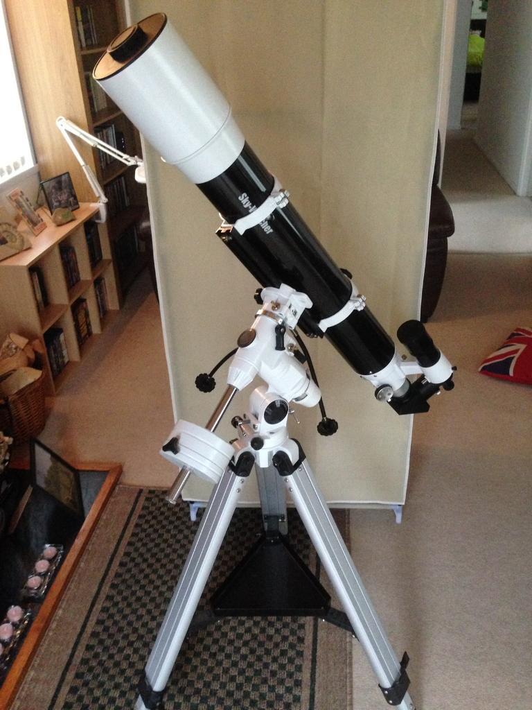 Skywatcher Evostar 120mm refractor telescope, with EQ3(2) equatorial