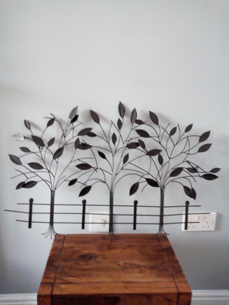 Dark Brown Metal Wall Art In Perfect Spotless Condition In Bishopbriggs Glasgow Gumtree