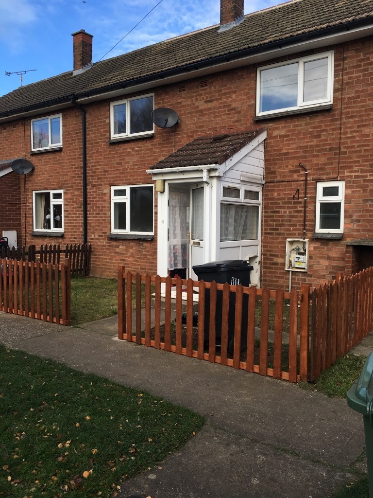 3 bed terrace house in Hemswell Cliff in Gainsborough, Lincolnshire