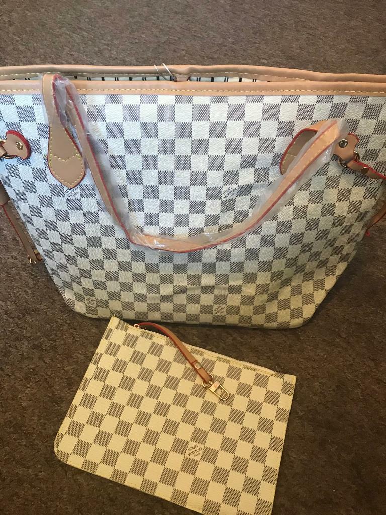 PayPal accepted Louis Vuitton cream 2 piece neverfull bag/handbag set