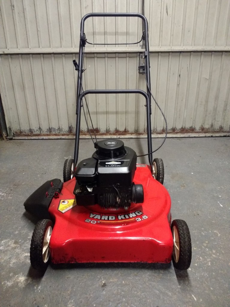 Lawn Mower Yard King 20 inch side chute mower in Ashington