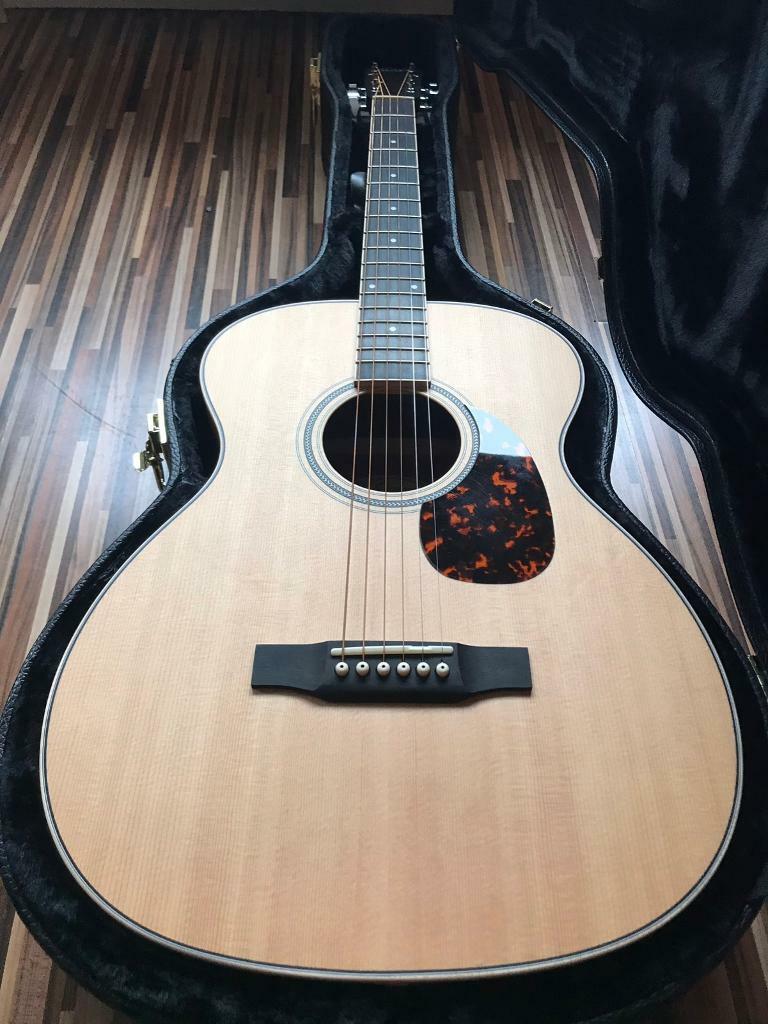 Larrivee OM03 Acoustic Guitar in Chryston, Glasgow Gumtree