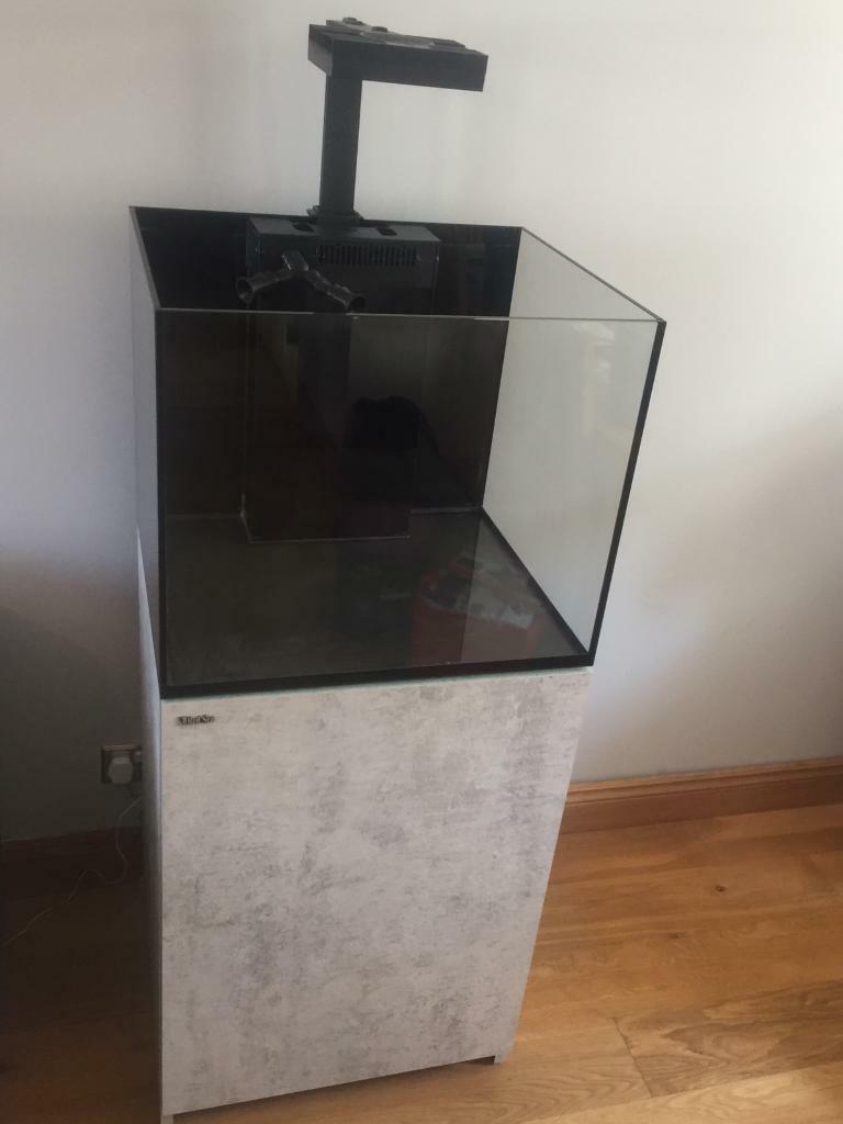 Red Sea reefer 170 deluxe marine fish tank aquarium in Writtle, Essex