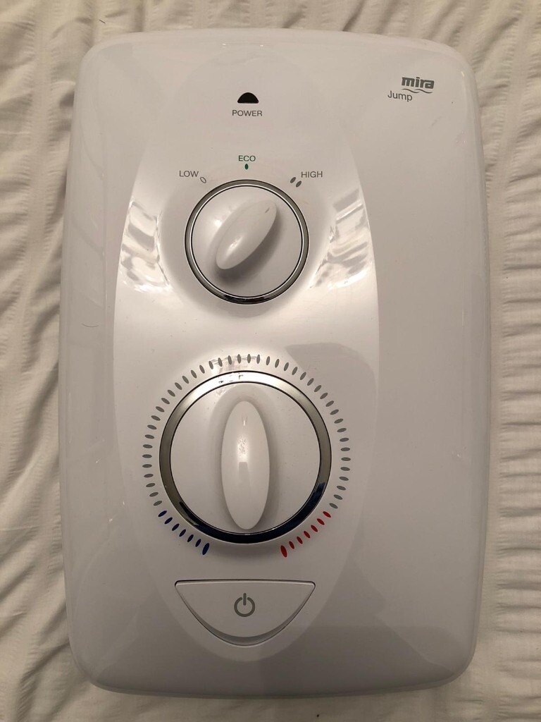 Mira Electric Shower White 8.5 KW Excellent condition with very little use in Crook