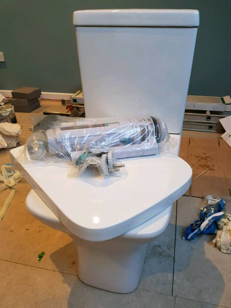 New pedestal toilet. in Witney, Oxfordshire Gumtree