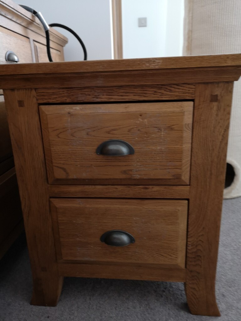 2x Solid oak bedside tables in London Gumtree