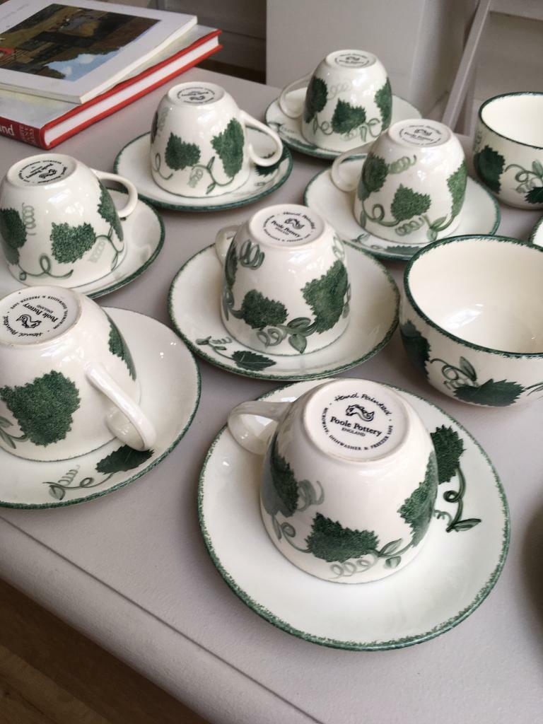 Poole pottery Green Leaf hand painted 29 piece tea set in Crowborough