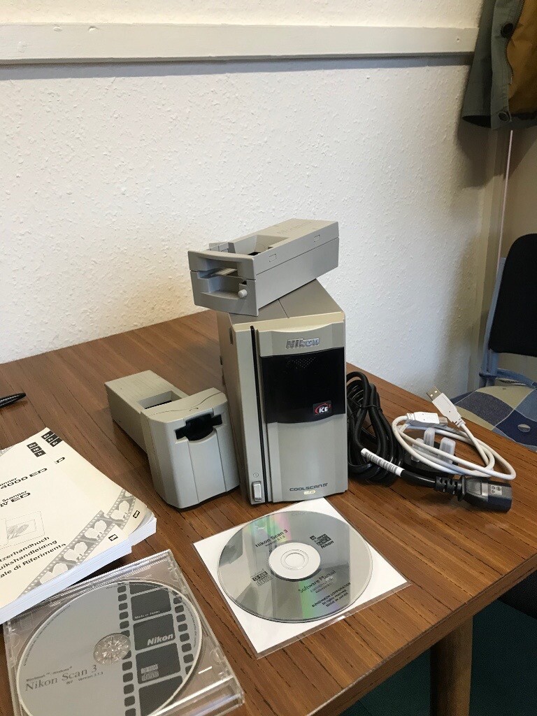 Nikon Coolscan IV Ed. 35mm film and slide scanner for converting slide