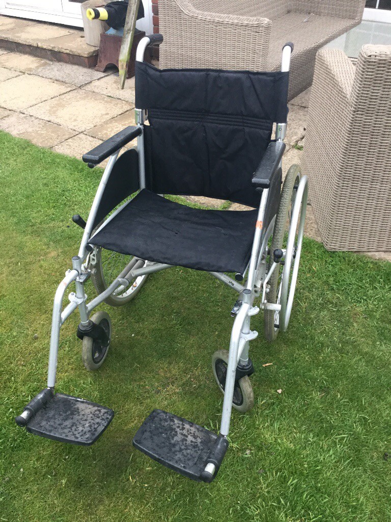 Lightweight folding Self Propelled Wheelchair in Mansfield