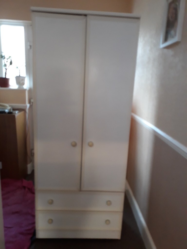Wardrobe Double White In Romford London Gumtree