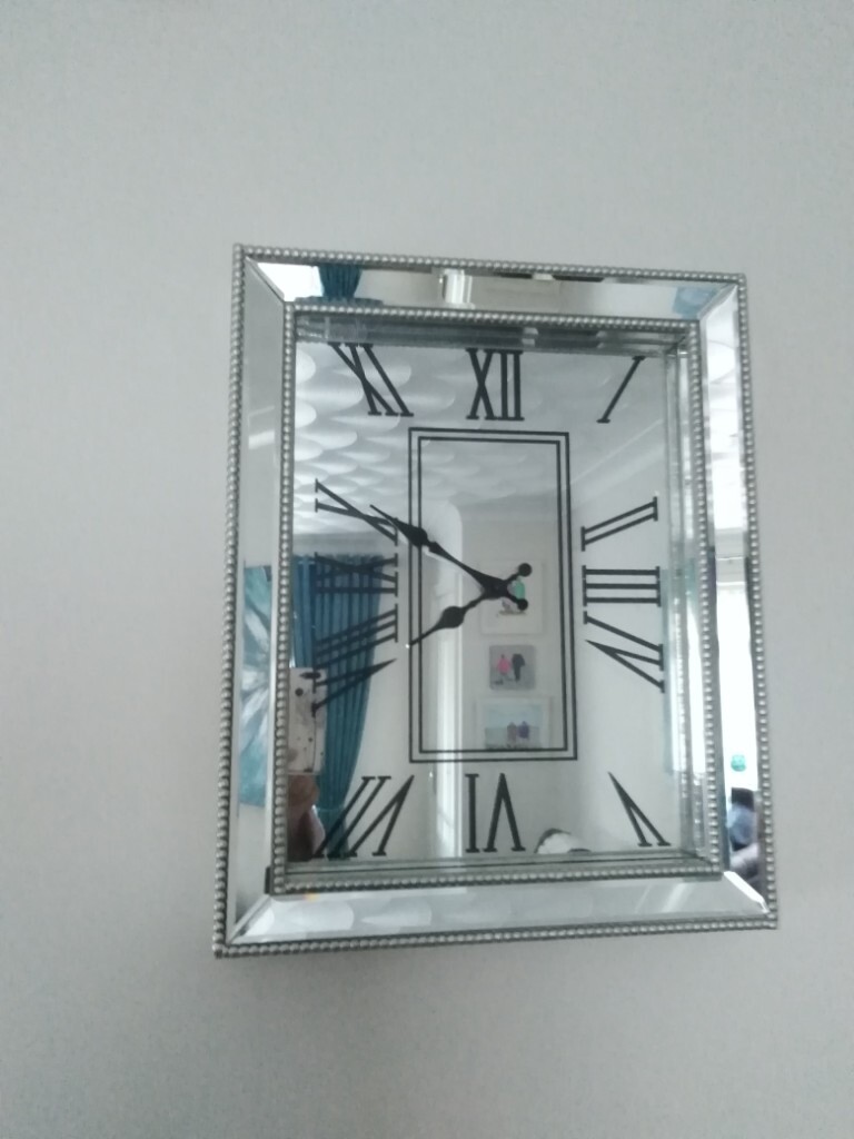 Silver mirrored wall clock in Liverpool, Merseyside Gumtree