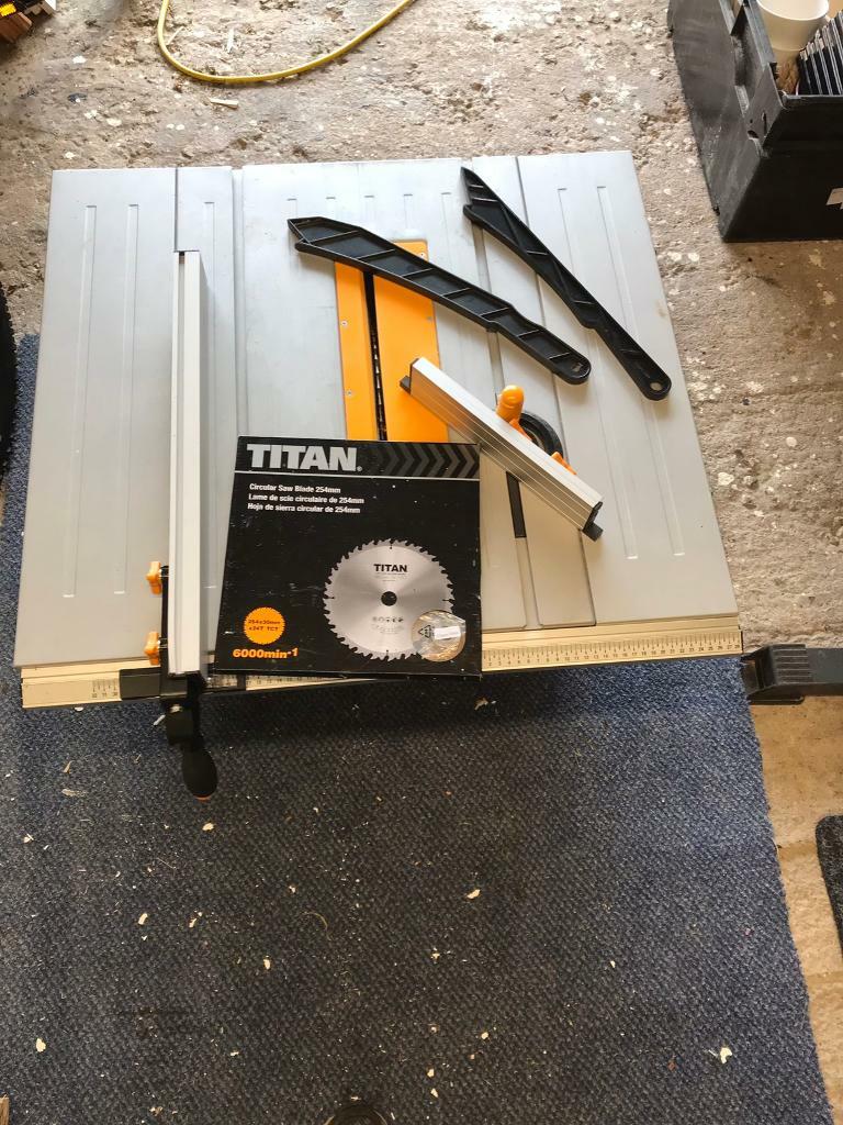 Titan table saw in St Bristol Gumtree