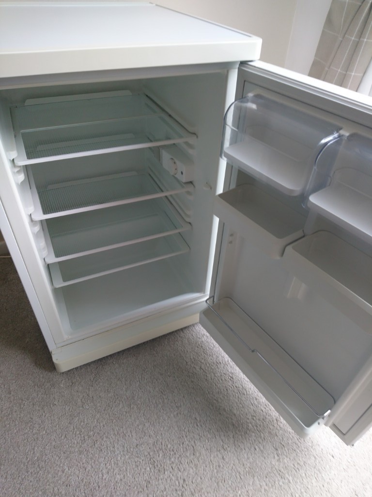 SOLD Bosch Under Counter Fridge. Can Deliver in Newcastle, Tyne and