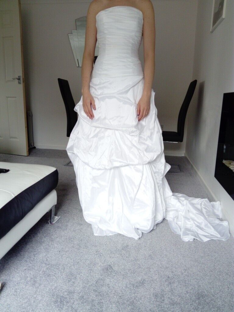  Wedding  Dresses  For Sale  Gumtree  DACC