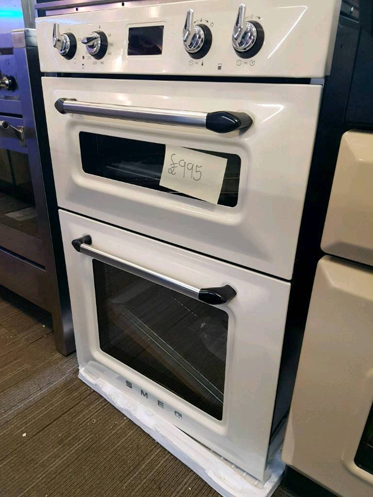 Brand new smeg cream Victoria built in double oven in Westonsuper